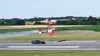 ريماك نيفيرا السيارة الأسرع في العالم في سباق تسارع أمام طائرة خاصة