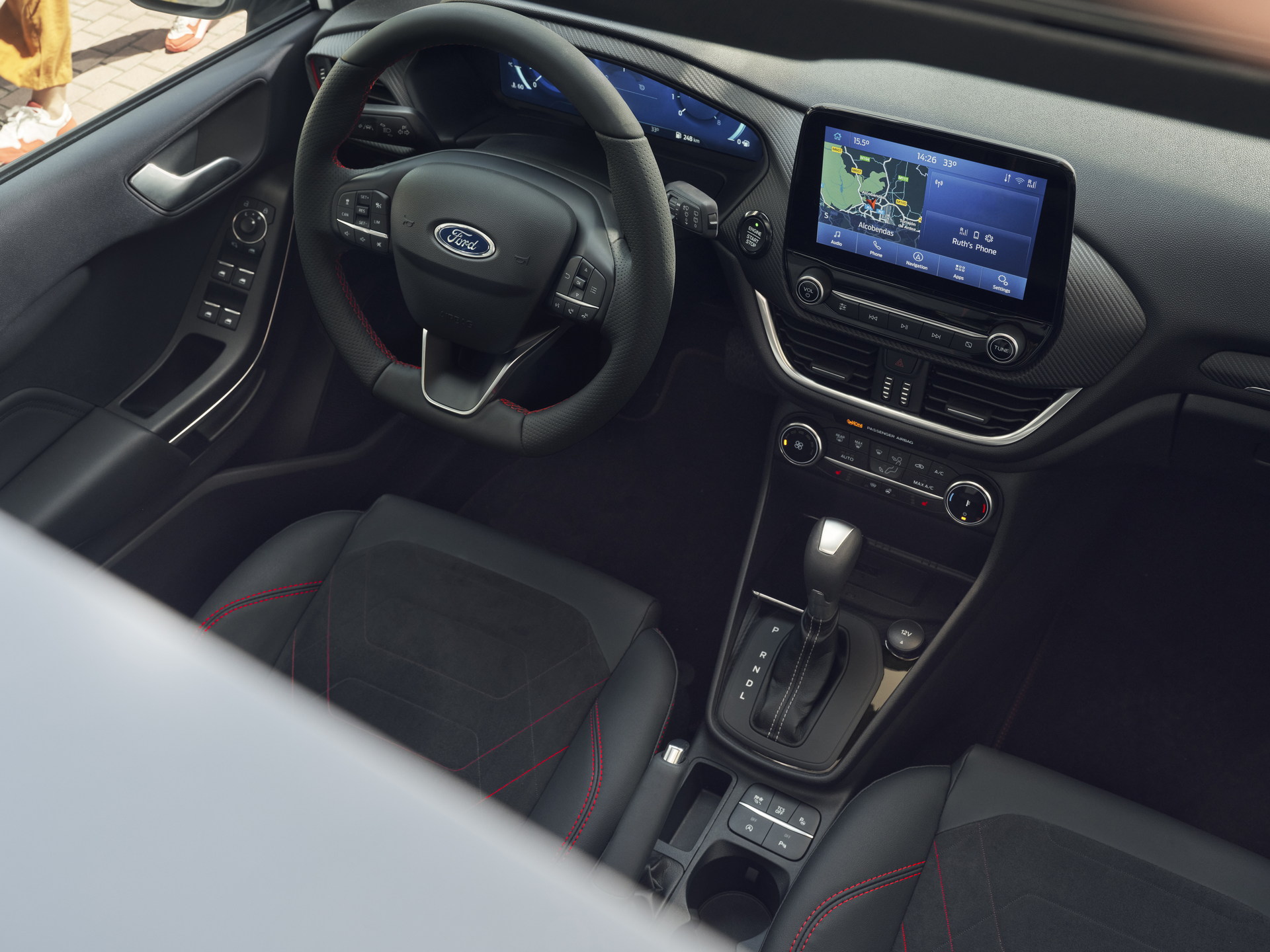 2022-Ford-Fiesta-ST-interior-1.jpg