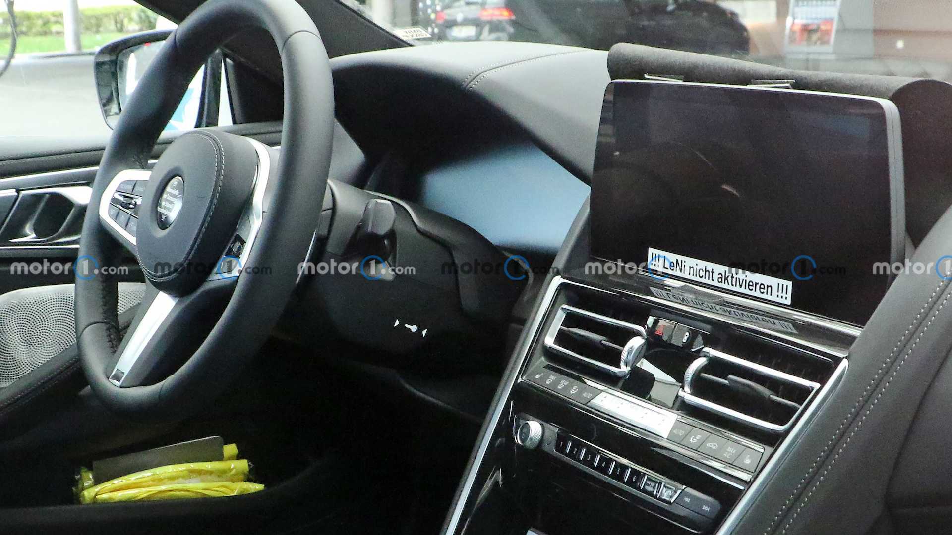 bmw-8-series-coupe-facelift-spy-photos-exterior-interior (7).jpg