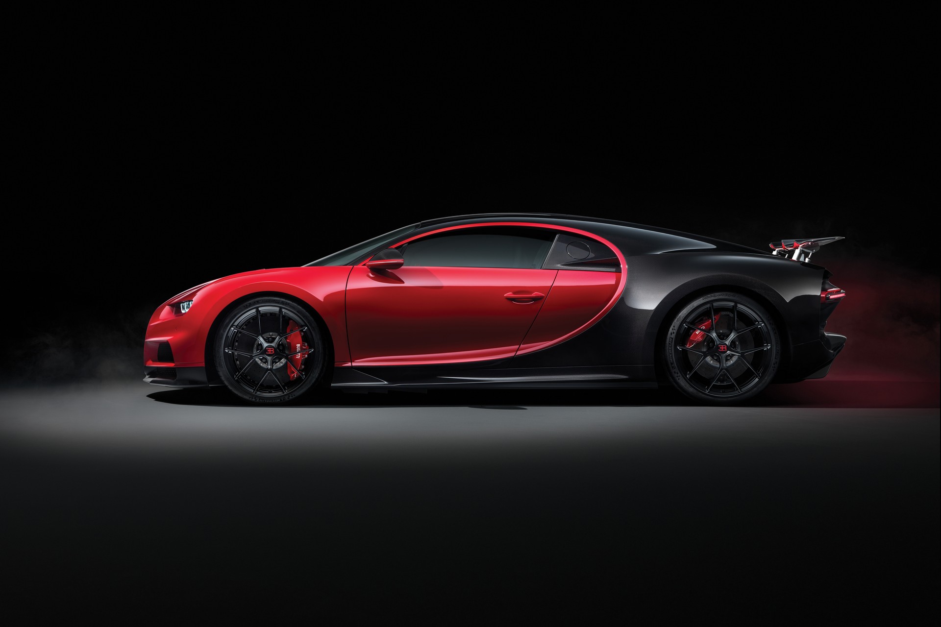 Bugatti-Chiron-6-1.jpg