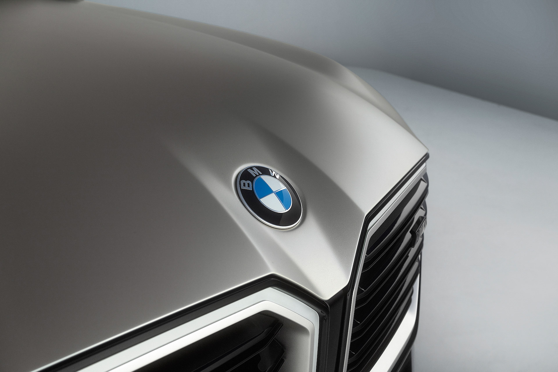BMW-Concept-XM-00007.jpg