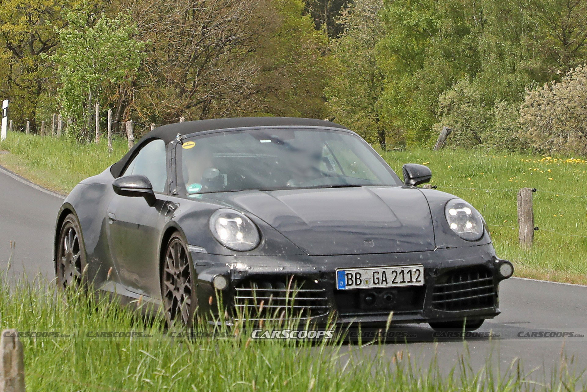 2024-Porsche-911-1.jpg