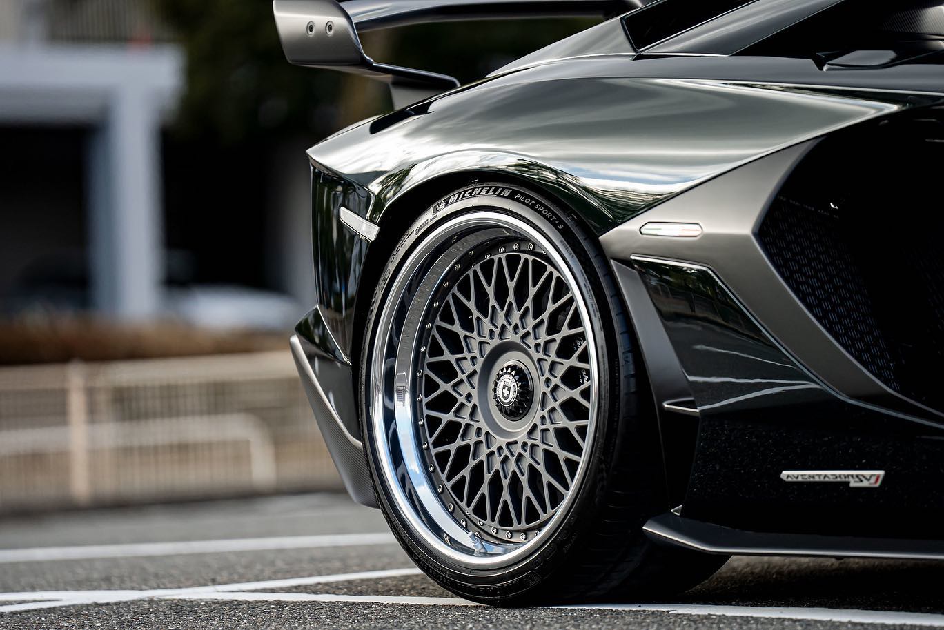 Lamborghini-Aventador-HRE-Wheels-7.jpg