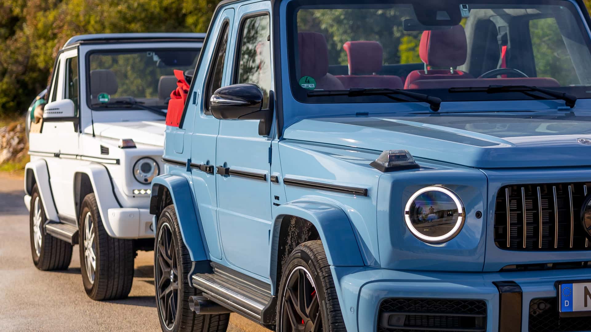 the-13-million-mercedes-benz-g-class-is-convertible-and-has-suicide-doors_7.jpg