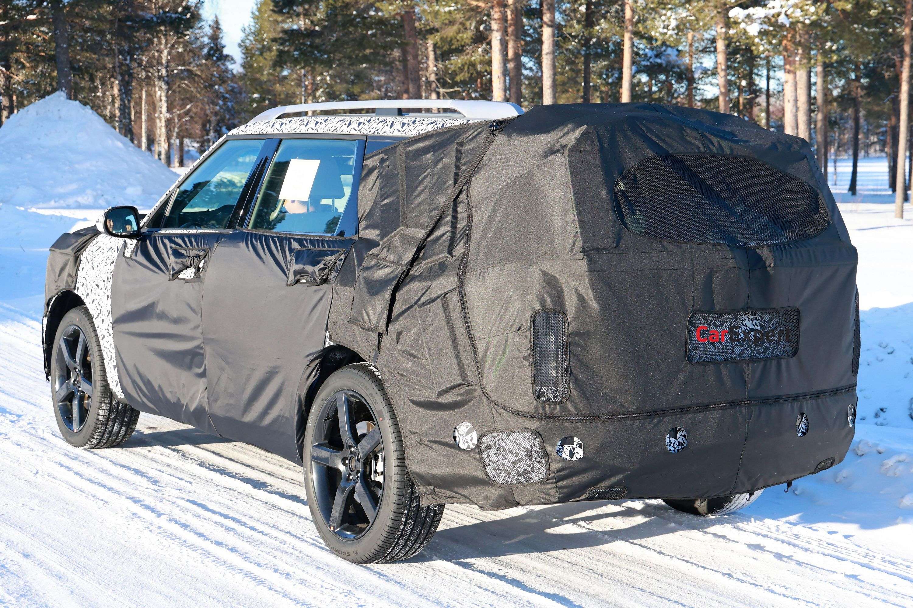 2025-hyundai-palisade-spy-pics-1_2_BulkResizer.com.jpg